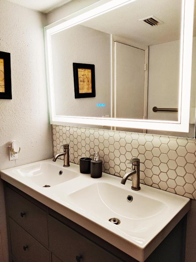Venice Beach Within 5 Min Drive, Near The Tennis Courts And Park, Sleeps 5 Nokomis Εξωτερικό φωτογραφία